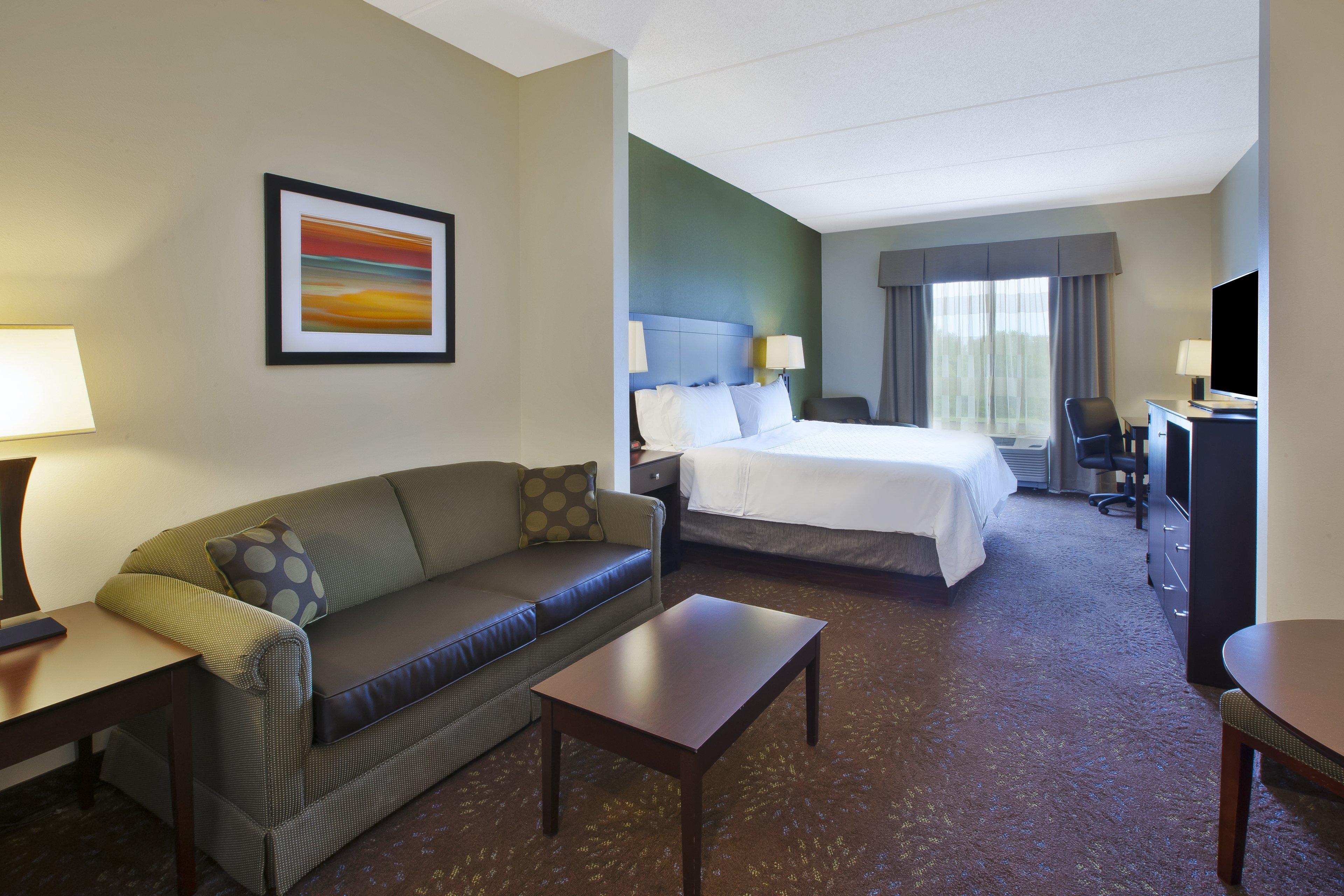 Express & Finger Lakes By Ihg Hotel Geneva