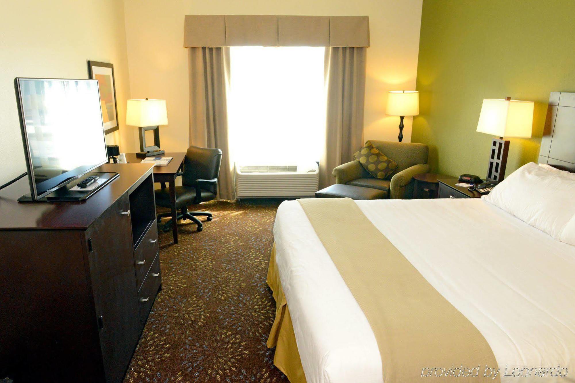 Hotel Express & Finger Lakes By Ihg Geneva